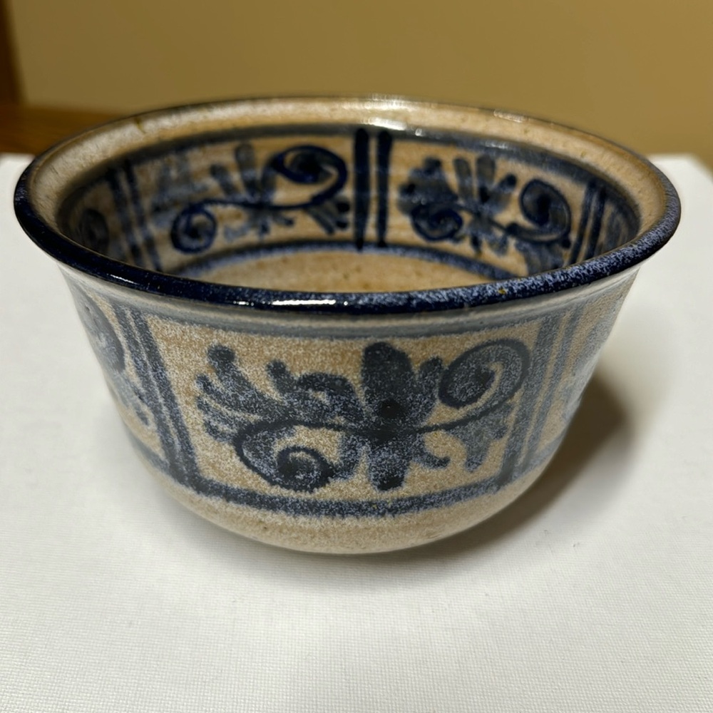 Berkshire Pottery 6.5” bowl